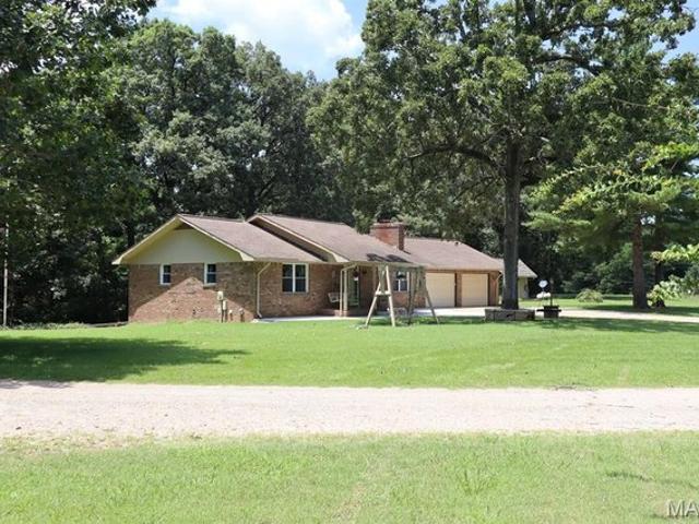 House for sale in Dexter, Missouri