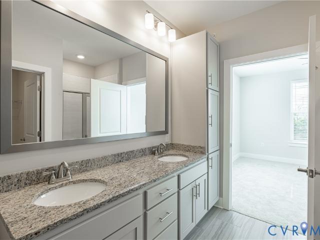Condo for sale in Virginia