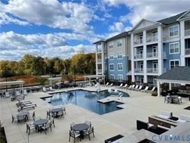 Condo for sale in Virginia