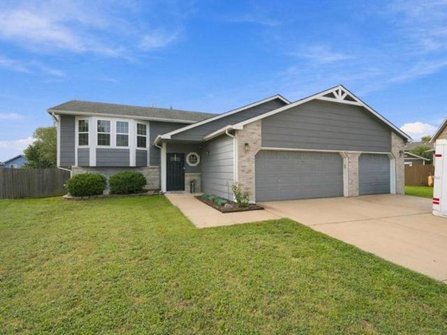 House for sale in Lindsay's Orchard, Wichita