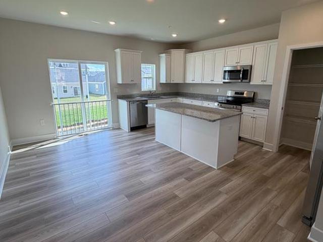 Townhouse for sale in Waldorf, Maryland