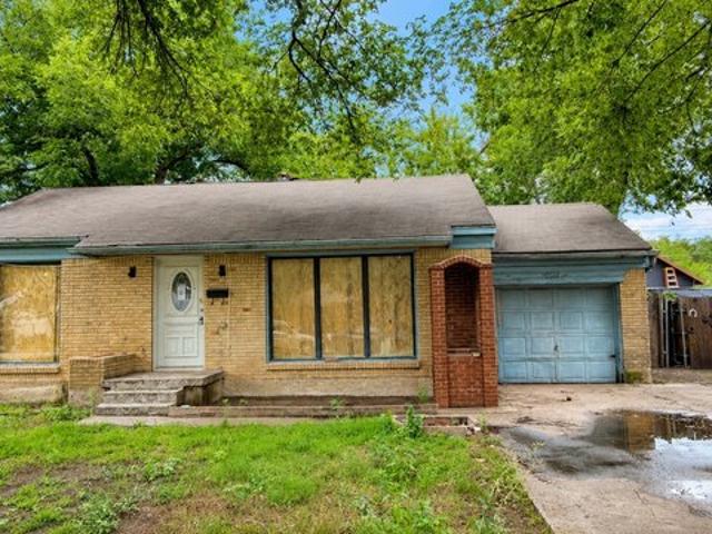 House for sale in Dallas, Texas