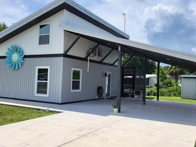 House for sale in Okeechobee, Okeechobee County