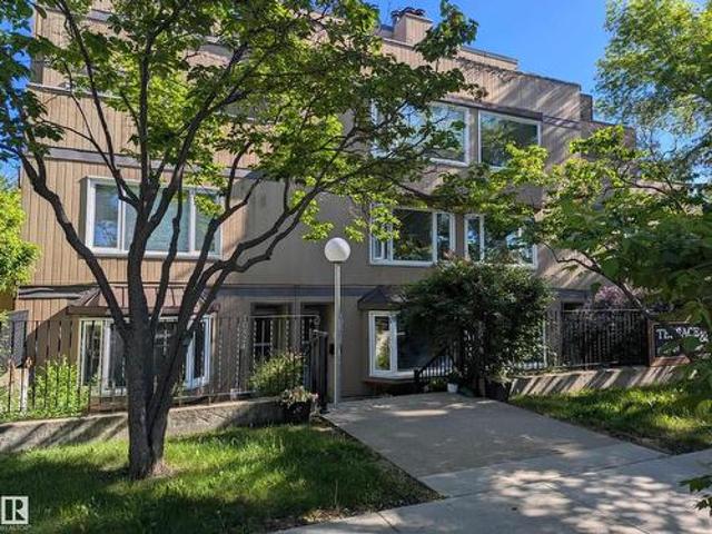 Condo for sale in Wedgewood, Alberta