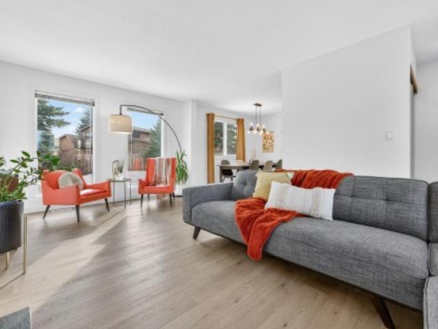 House for sale in Wedgewood, Alberta