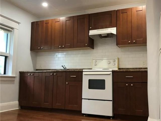 Apartment for rent in Lakeview, Mississauga