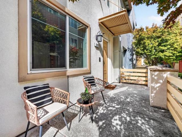 Townhouse for sale in Thirty-Seven Degrees North, Sunnyvale