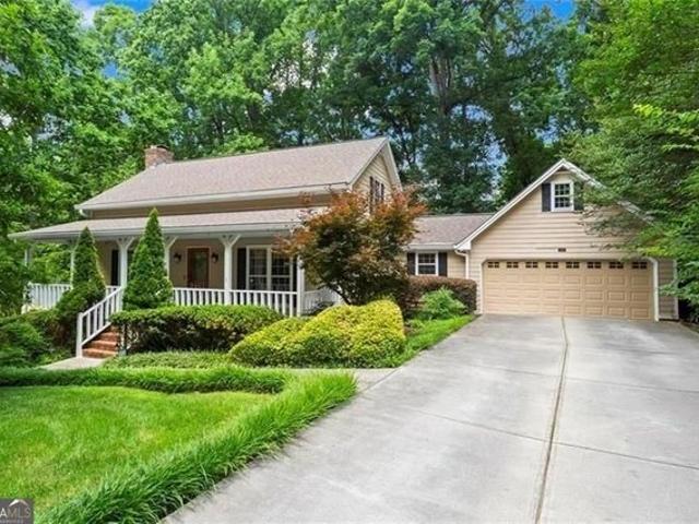 House for sale in Lilburn, Georgia
