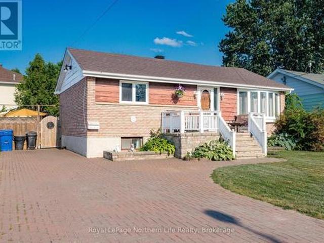House for sale in North Bay, Ontario