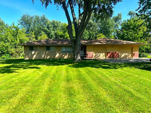 House for sale in Pleasant Prairie, Kenosha County