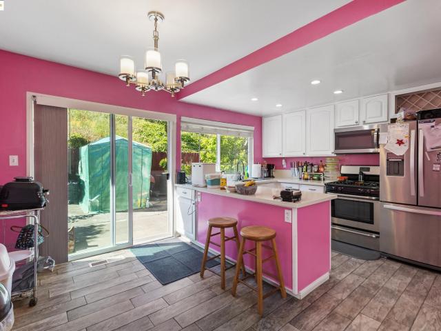 Townhouse for sale in El Sobrante