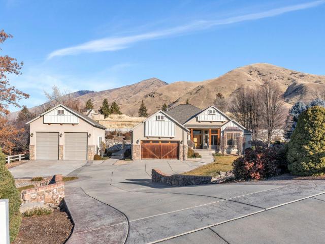 House for sale in Springville, Utah