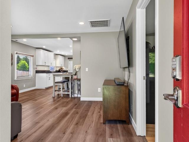 House for sale in Washington