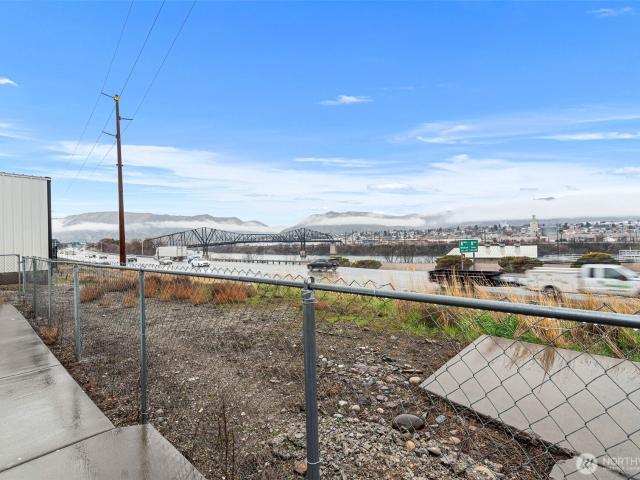 Commercial for sale in East Wenatchee, Washington