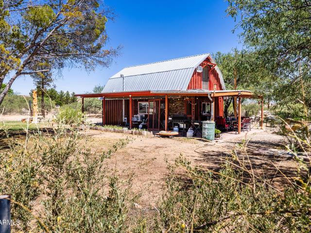 House for sale in Cochise, Arizona