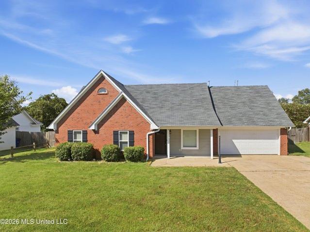 House for sale in Nesbit, Mississippi