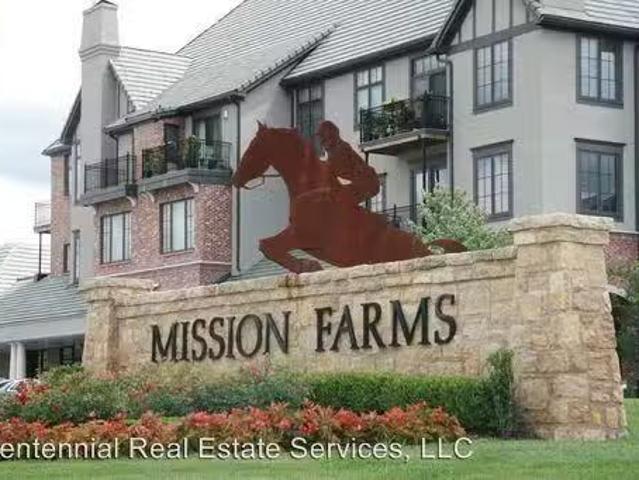 Condo for rent in Shawnee Mission