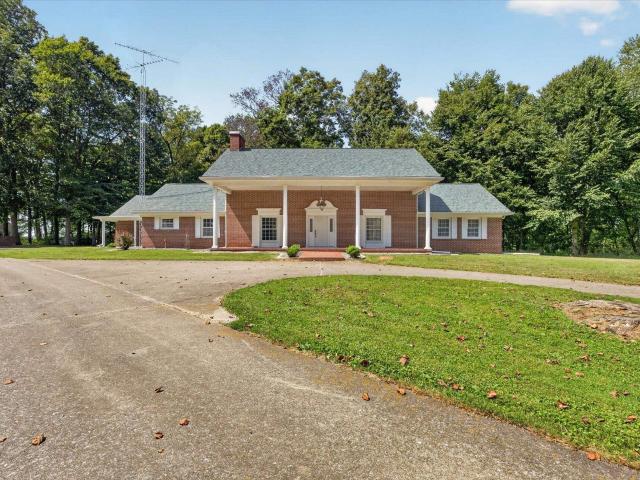 House for sale in Loogootee, Martin County