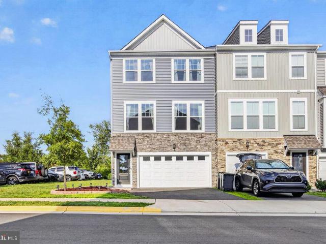 Townhouse for sale in Virginia