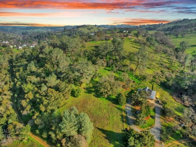 Land for sale in Amador City, California