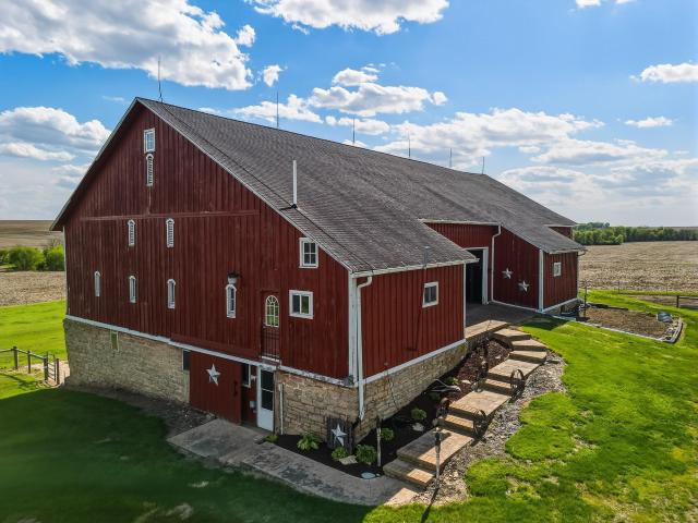 House for sale in Leaf River, Illinois