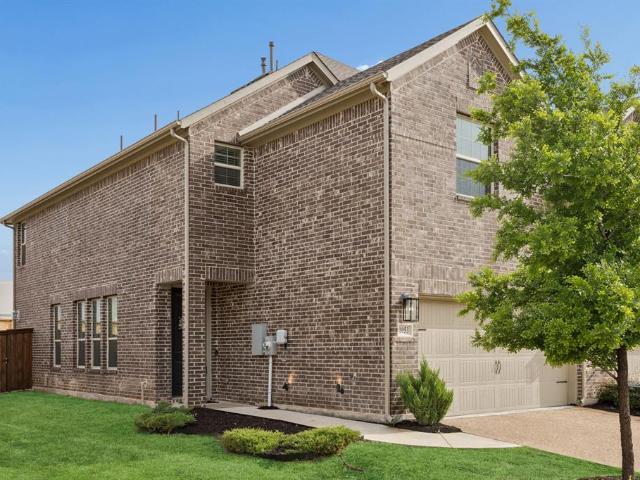 Townhouse for sale in Allen, Texas