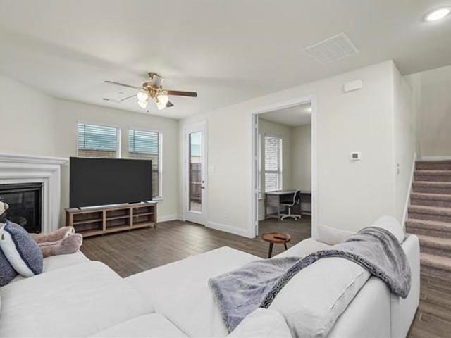 Townhouse for sale in Allen