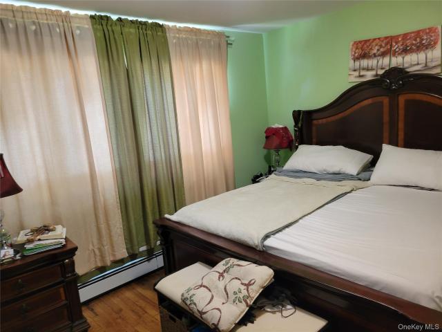 House for sale in Baywood, Town of Islip