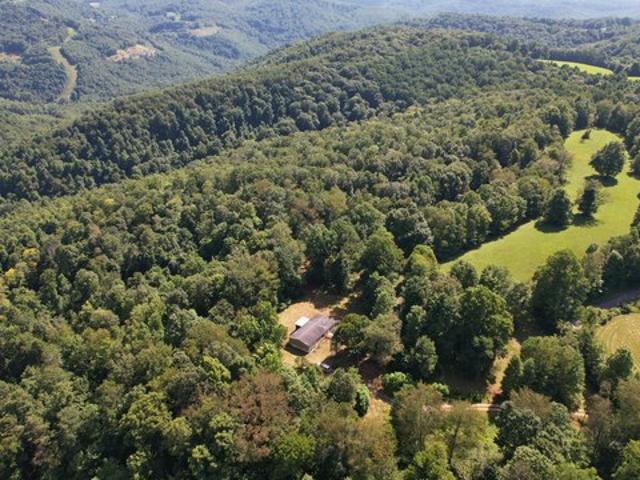 House for sale in Nettie, West Virginia