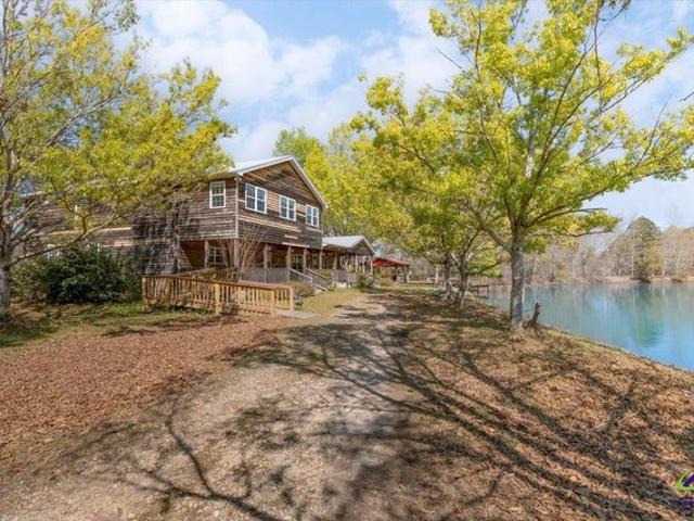 House for sale in Cochran, Georgia