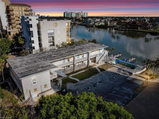 House for sale in Vanderbilt Beach, Florida