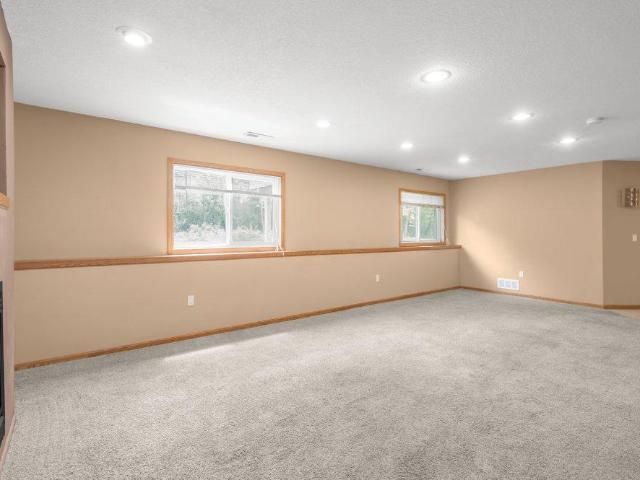 Property for sale in Hennepin, Minnesota