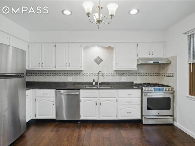 Townhouse for sale in Overland Park Townhouse for sale in Overland Park
