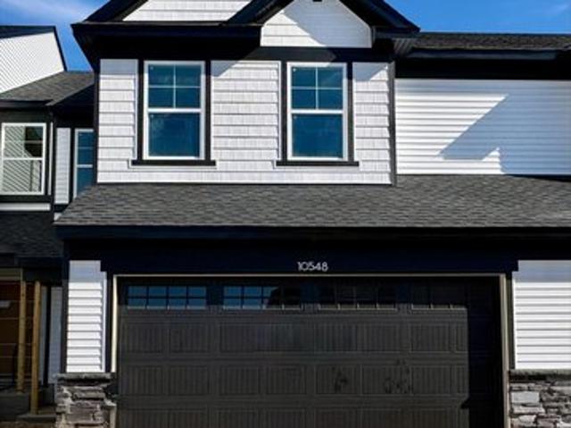 Townhouse for sale in Maple Grove, Hennepin County