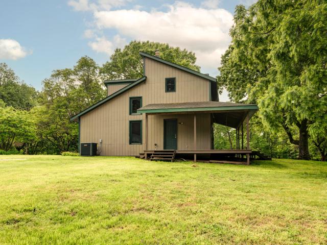 House for sale in Stone, Missouri