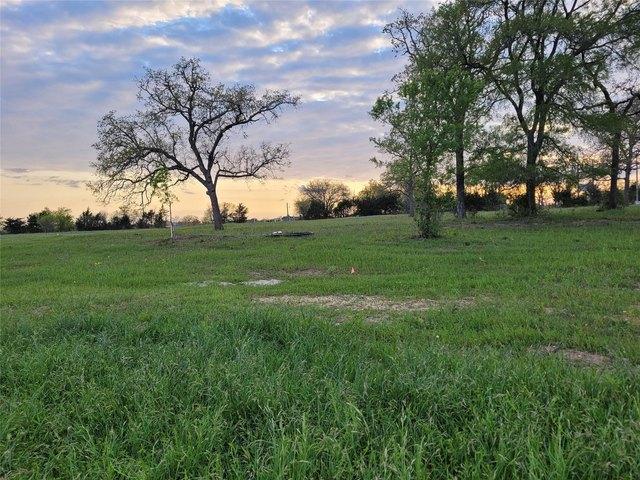 Farm for sale in Flatonia, Texas