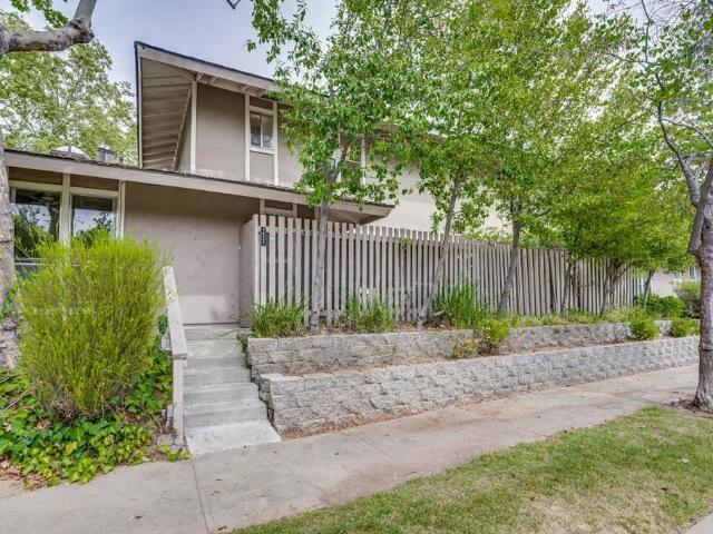 Townhouse for sale in Cupertino, California