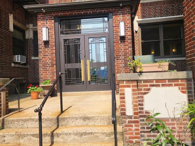 House for sale in Hudson, New Jersey