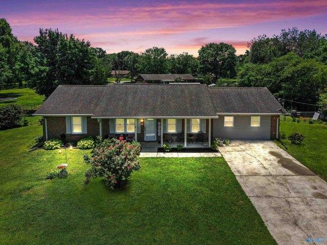 House for sale in New Market, Alabama