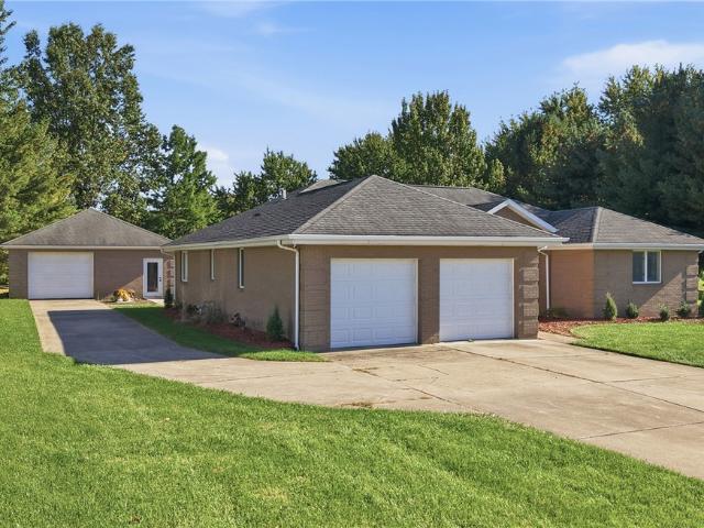 House for sale in Salem, Columbiana County