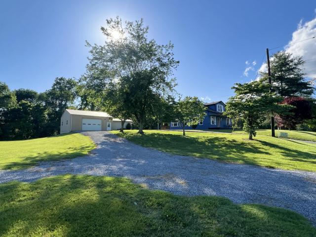 House for sale in Jamestown, Kentucky