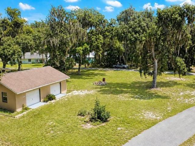 Land for sale in Lake Panasoffkee, Florida