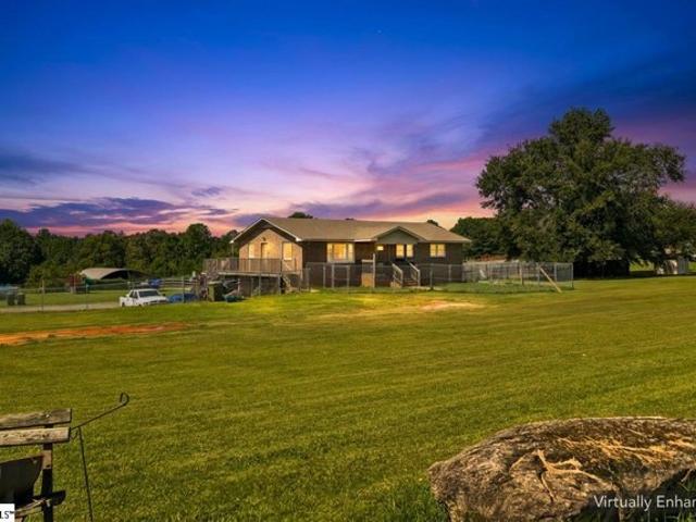 House for sale in Wellford, South Carolina