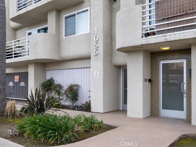 Condo for sale in Long Beach, California