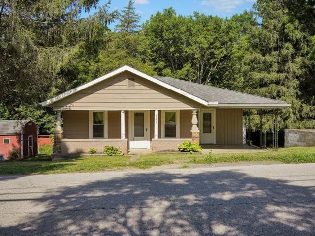 House for sale in Bedford, Indiana
