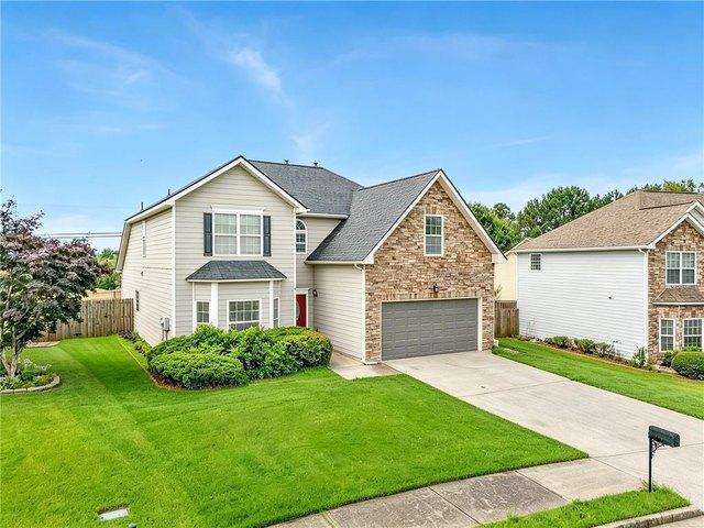 House for sale in Suwanee, Georgia