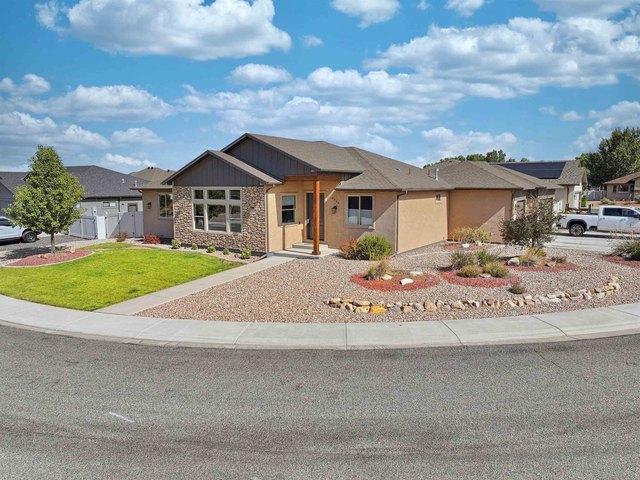 House for sale in Adobe View, Fruita