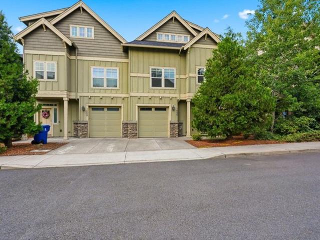Townhouse for sale in Oregonia