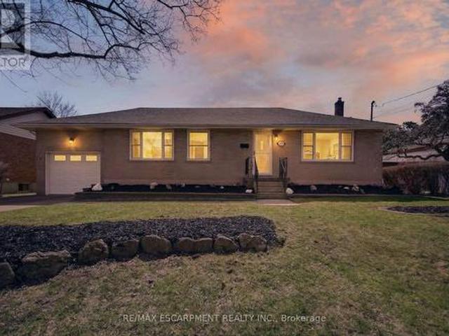 House for sale in Burlington, Ontario