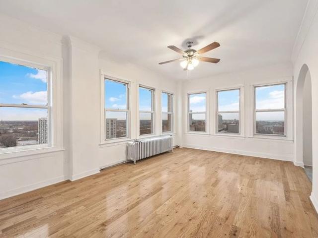 House for sale in Chicago Park, Illinois